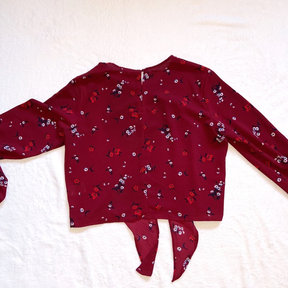 Floral Top - Picture 2 of 3